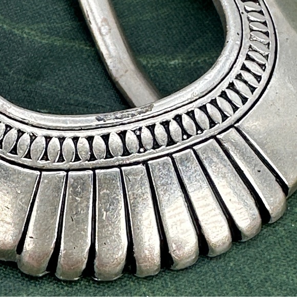Vintage 1991 ROC Silver Plated Belt Buckle 2" x 2" Cowgirl Southwest Boho 1991 - Picture 3 of 8